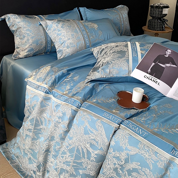 91家纺网 家纺一手货源 找家纺 优悦生活馆 2025新款冰丝浮雕绣花四件套 迷雾花园-蓝