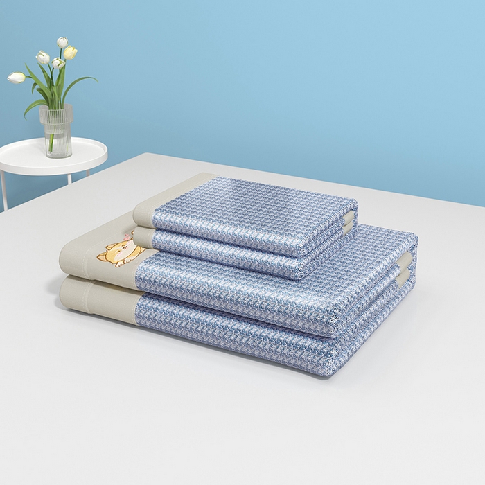 91家纺网 家纺一手货源 找家纺 绒艺席业 2025新款A类抗菌冰丝凉席系列-柯基款 蓝色