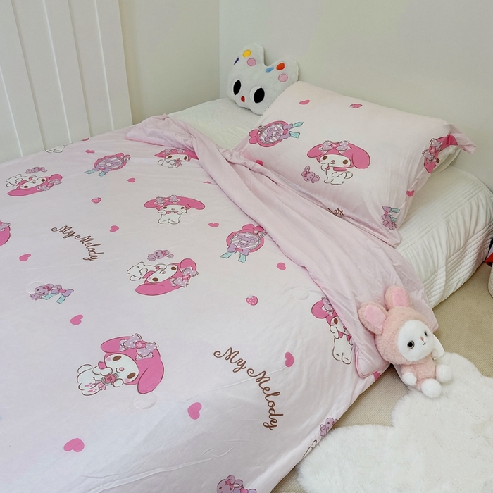 91家纺网 家纺一手货源 找家纺 兜米家居 2025夏季新品三丽鸥深睡双感针织凉感空调被夏被 爱心美乐蒂