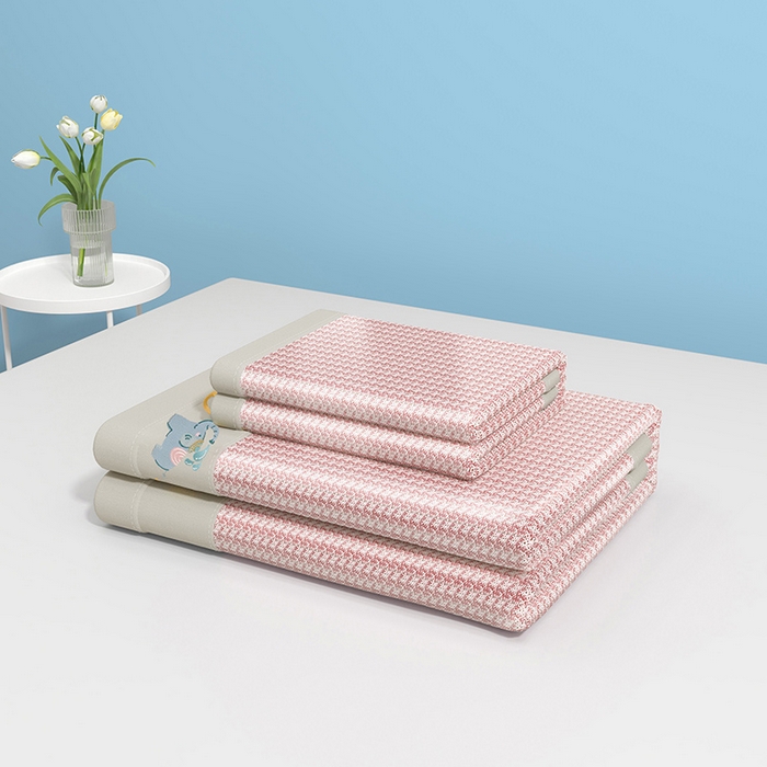 91家纺网 家纺一手货源 找家纺 绒艺席业 2025新款A类抗菌冰丝凉席系列-小象宝款 粉色