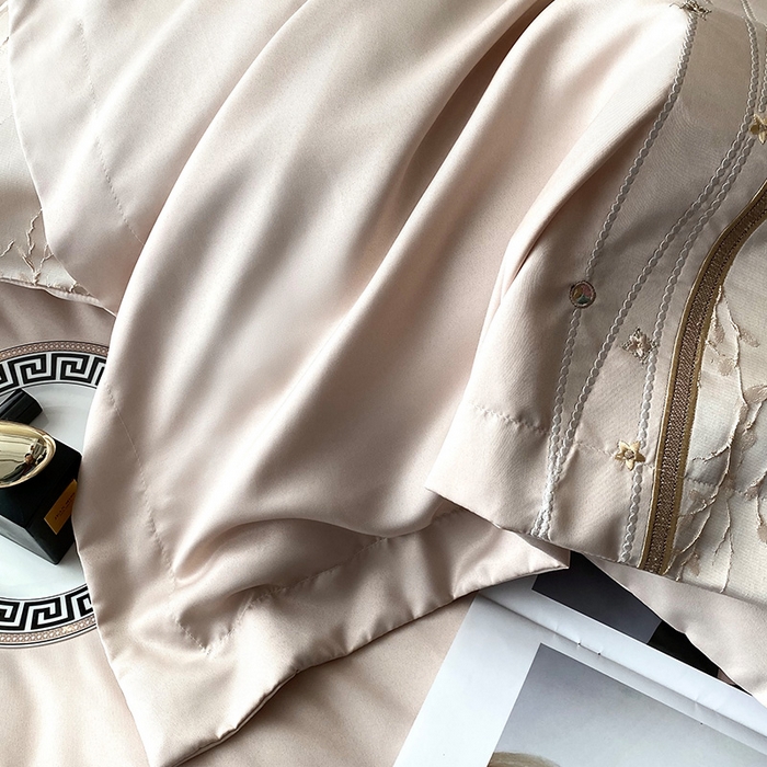 91家纺网 家纺一手货源 找家纺 优悦生活馆 2025新款冰丝浮雕绣花四件套 浪漫星河-香槟