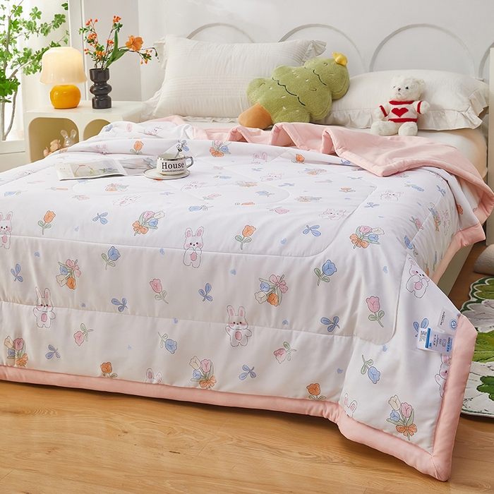 91家纺网 家纺一手货源 找家纺 中国龙家纺 2025新款舒爽柔小棉夏被被子被芯 玫瑰花语