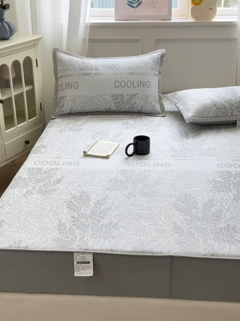 91家纺网 家纺一手货源 找家纺 花漾家居 2025新款A类色织提花PE凉感丝凉席三件套床单床笠款 床笠款-含羞灰