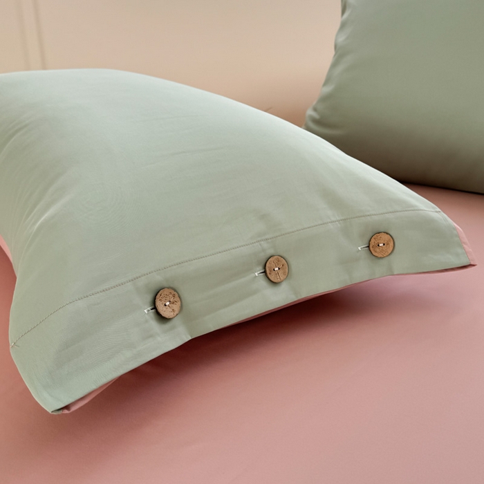 91家纺网 家纺一手货源 找家纺 艾迪尚家纺 2025新款A类纯色双拼长绒棉纯棉刺绣系列单品被套 被套单件（有单品 可定制） 淡绿粉韵