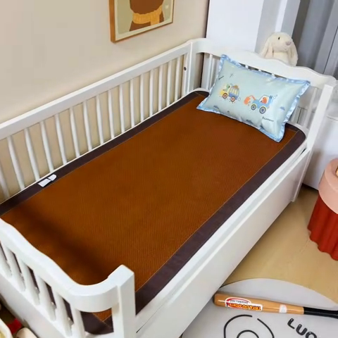 91家纺网 家纺一手货源 找家纺 梵赫 2025新款冰丝古藤双面卡通儿童凉席凉席-小恐龙车队