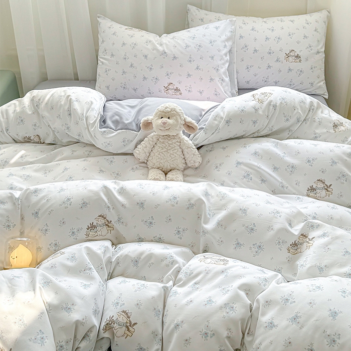 91家纺网 家纺一手货源 找家纺 丝芙妮家居2025新款水洗针织棉双层纱印花四件套 花枝语