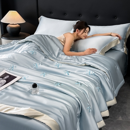 满羽家纺 2025新款凉感冰丝夏被夏凉被空调被四件套 蝴蝶结-清爽兰
