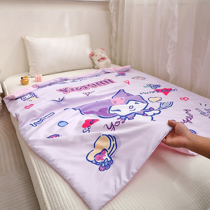 91家纺网 家纺一手货源 找家纺 2025新款三丽鸥正版授权库洛米儿童大版夏被夏凉被凉感天丝空调被夏凉被幼儿园午睡凉席夏被三件套 库洛米-甜甜