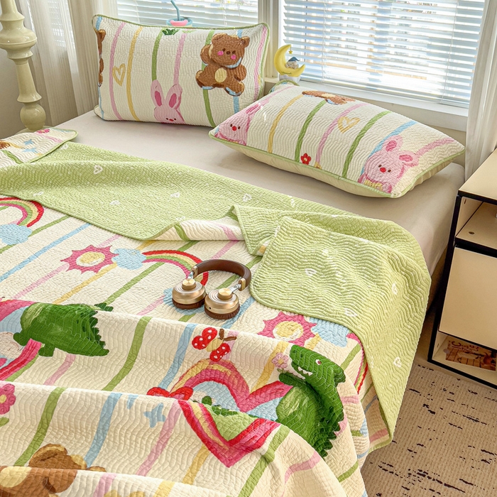 91家纺网 家纺一手货源 找家纺 羽爱家纺 2025全棉13372新疆棉花床盖三件套熊兔子