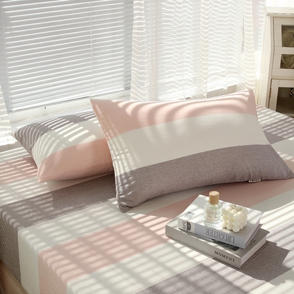 91家纺网 家纺一手货源 找家纺 恋之语家纺 2025新款全棉纯棉色织枕套单品单枕套枕套单件 简约粉灰条