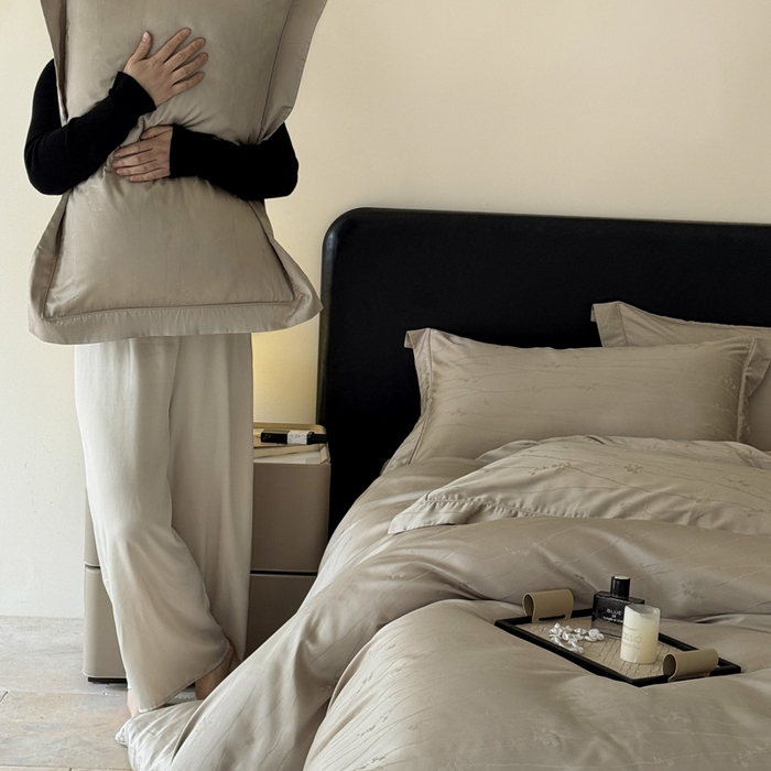 91家纺网 家纺一手货源 找家纺 莱豫家纺 2025新款天丝棉提花四件套 米洛灰金