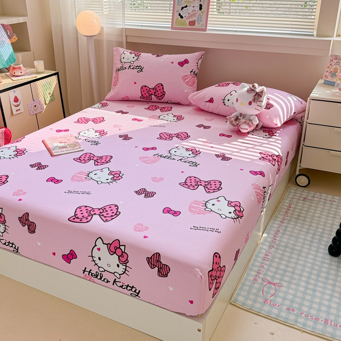 91家纺网 家纺一手货源 找家纺 呗旺鹿 2025新款正版三丽鸥全棉13372单品床笠 开心凯蒂