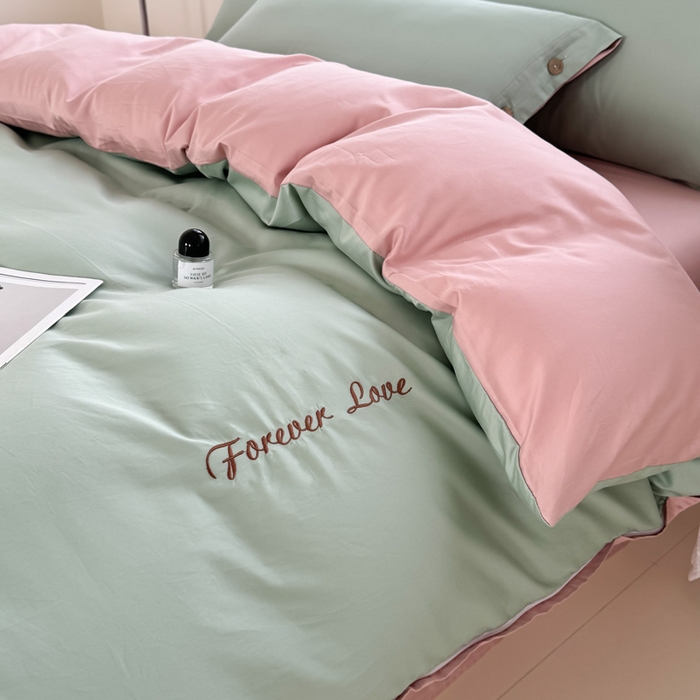 91家纺网 家纺一手货源 找家纺 艾迪尚家纺 2025新款A类纯色双拼长绒棉纯棉刺绣系列单品被套 被套单件（有单品 可定制） 淡绿粉韵