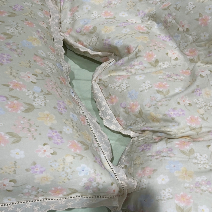 91家纺网 家纺一手货源 找家纺 荣轩2025新款全棉双层纱镂空花边工艺款四件套（铺床版）白桃花茶