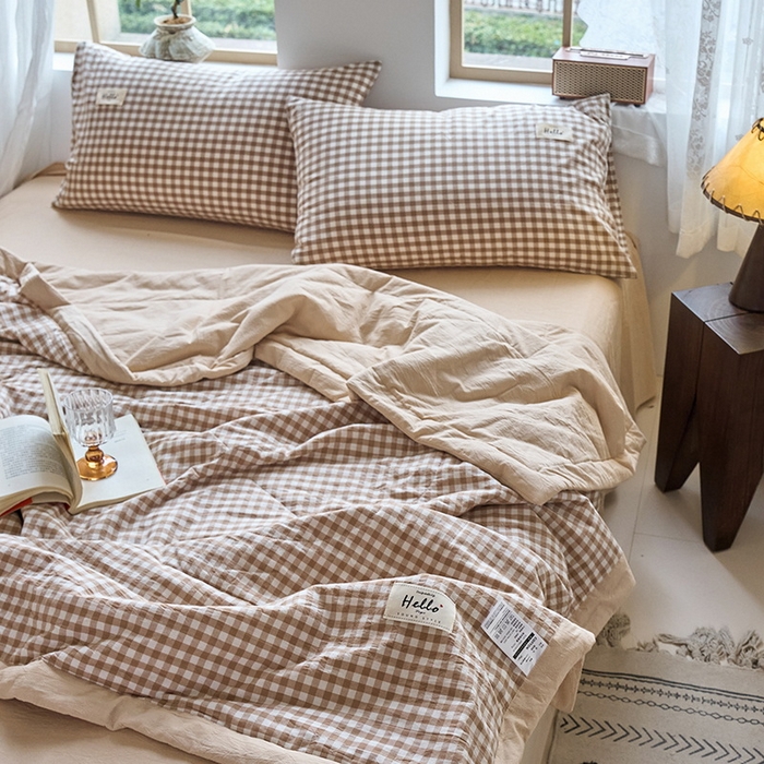 91家纺网 家纺一手货源 找家纺 恋人优选 2025新款纯棉色织水洗夏被 米小格