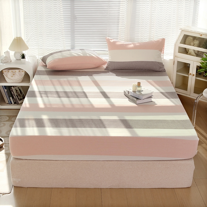 91家纺网 家纺一手货源 找家纺 恋之语 2025新款全棉纯棉色织床笠单品单床笠床笠单件 简约粉灰条