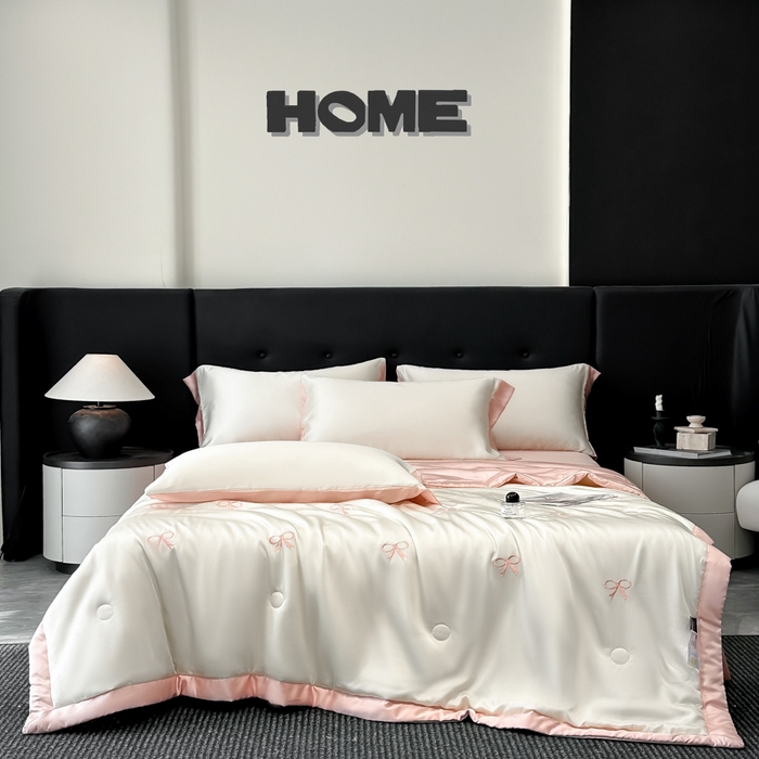 91家纺网 家纺一手货源 找家纺 满羽家纺 2025新款凉感冰丝夏被夏凉被空调被四件套 蝴蝶结-奶白粉