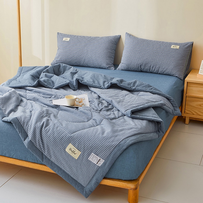 91家纺网 家纺一手货源 找家纺 恋人优选 2025新款纯棉色织水洗夏被 蓝白条
