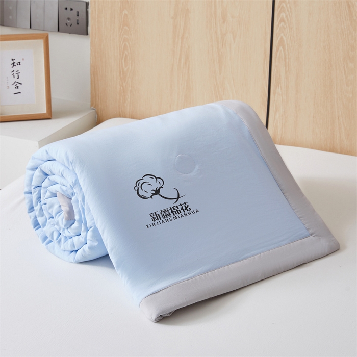 91家纺网 家纺一手货源 找家纺 爱屋及屋 2025新款纯色撞色100%棉花填充夏被夏凉被空调被夏季可机洗薄被子被芯 浅灰+天蓝