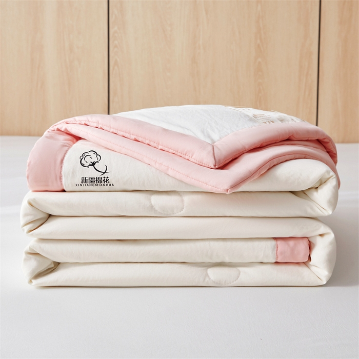 91家纺网 家纺一手货源 找家纺 爱屋及屋 2025新款纯色撞色100%棉花填充夏被夏凉被空调被夏季可机洗薄被子被芯 粉玉+奶白