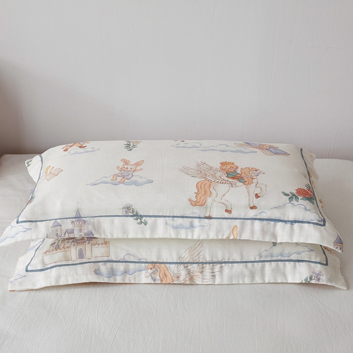 91家纺网 家纺一手货源 找家纺 荷马之梦 2025新款天竹系列—A类原创手绘风天竹纤维儿童枕套 飞马小王子