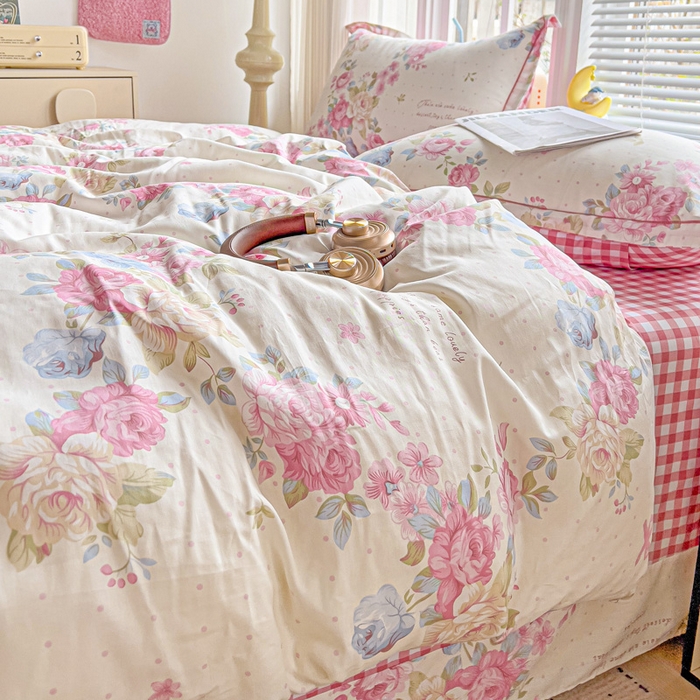 91家纺网 家纺一手货源 找家纺 暖芯优选 2025新款全棉纯棉一字绣四件套系列 花梦初