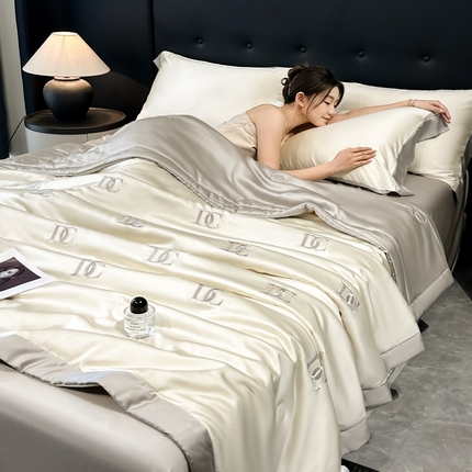 满羽家纺 2025新款凉感冰丝夏被夏凉被空调被四件套 DC-奶白灰