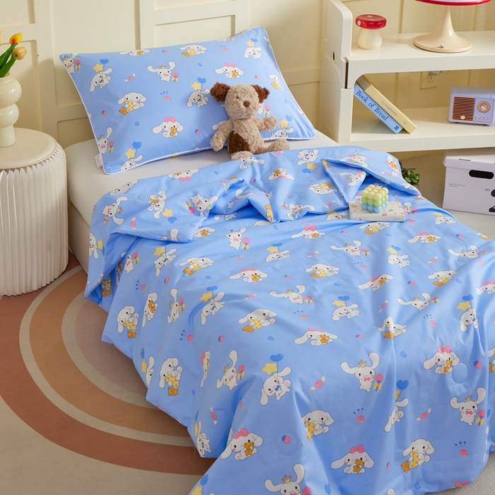 91家纺网 家纺一手货源 找家纺 ds生活馆 2025新款儿童纯棉精梳棉系列单夏被 玩具玉桂狗