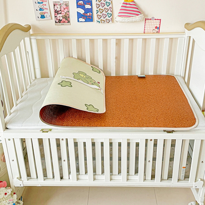 91家纺网 家纺一手货源 找家纺 富馨莱 2025新款幼儿园古藤席冰丝席双面可用儿童凉席双面凉感 独角龙