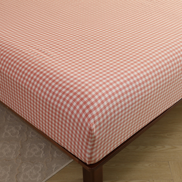 91家纺网 家纺一手货源 找家纺 绒多多 2025新款简约水洗棉色织床笠 粉玉小格