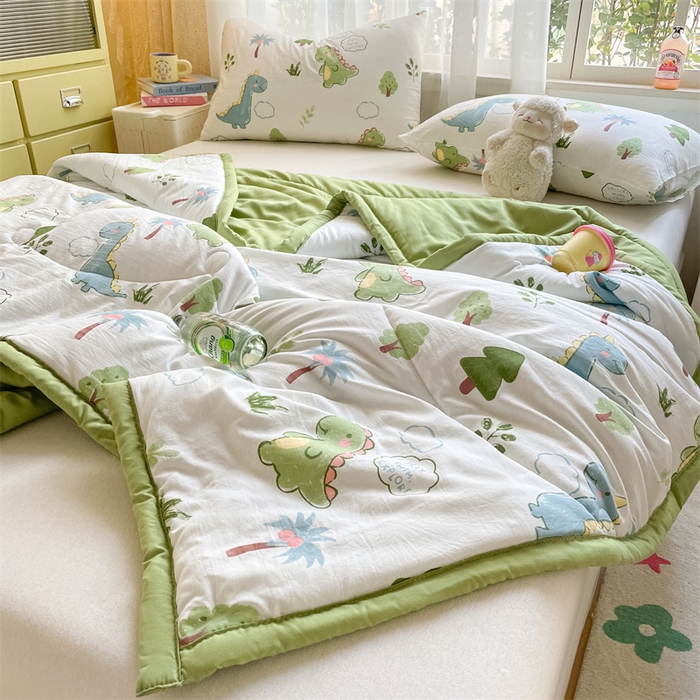 91家纺网 家纺一手货源 找家纺 美澳家纺 2025新款水洗棉印花夏被夏凉被空调被 小恐龙