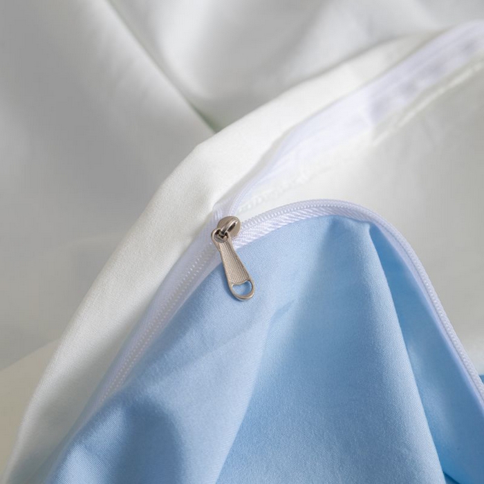 91家纺网 家纺一手货源 找家纺 恋之语 2025新款90克纯色双拼单被套 珍珠白+浅兰