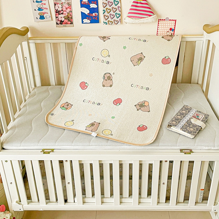 91家纺网 家纺一手货源 找家纺 富馨莱 2025新款幼儿园古藤席冰丝席双面可用儿童凉席双面凉感 萌萌巴拉