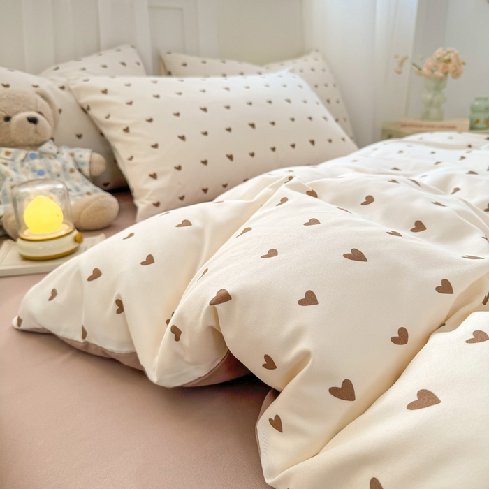 91家纺网 家纺一手货源 找家纺 丝芙妮家居2025新款水洗针织棉双层纱印花四件套 甜心