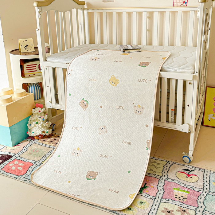 91家纺网 家纺一手货源 找家纺 富馨莱 2025新款幼儿园古藤席冰丝席双面可用儿童凉席双面凉感 奥利小熊