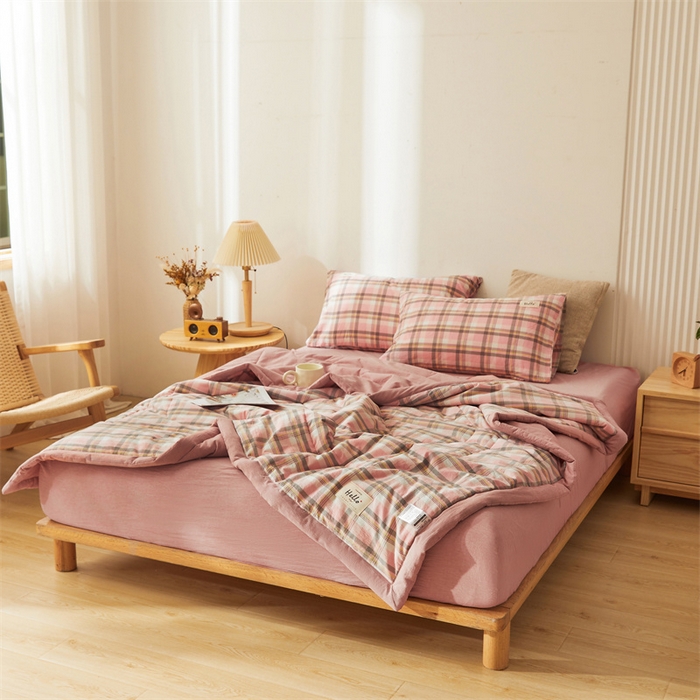 91家纺网 家纺一手货源 找家纺 恋人优选 2025新款纯棉色织水洗夏被 莫妮粉