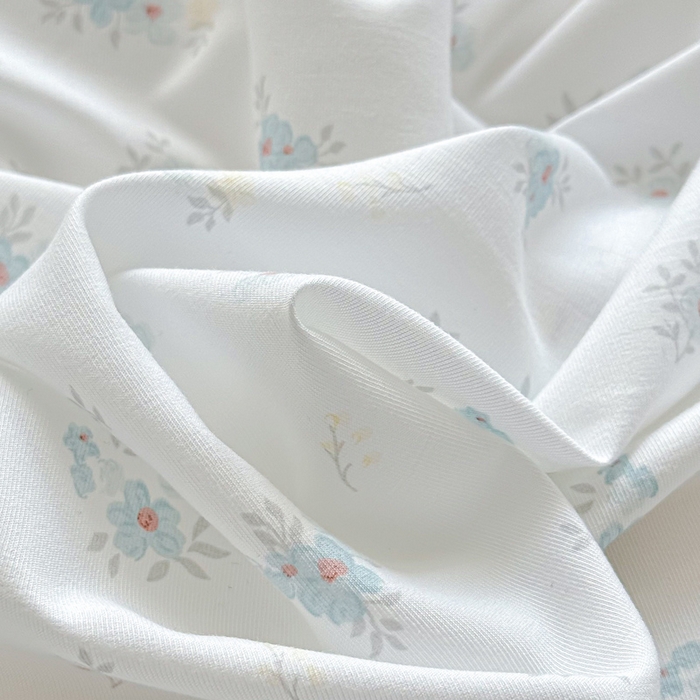 91家纺网 家纺一手货源 找家纺 丝芙妮家居2025新款水洗针织棉双层纱印花四件套 花枝语