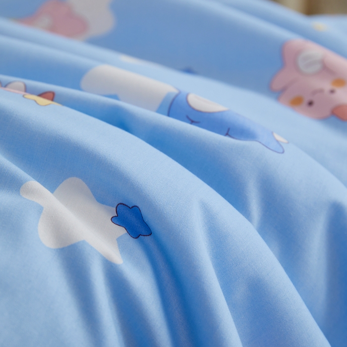 91家纺网 家纺一手货源 找家纺 ds生活馆 2025新款儿童学生纯棉精梳棉系列单夏被 星星恐龙蓝