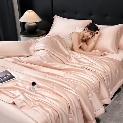 满羽家纺 2025新款凉感冰丝夏被夏凉被空调被四件套 山茶花-桃粉