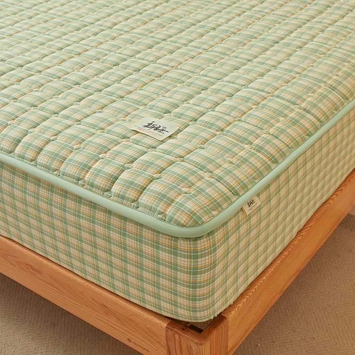 91家纺网 家纺一手货源 找家纺 喜居家纺2025新款A类水洗棉夹棉棉花床笠垫 棉-乐可绿