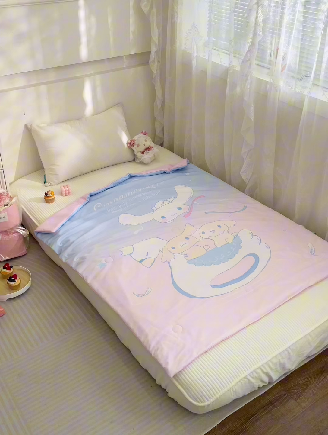 91家纺网 家纺一手货源 找家纺 2025新款三丽鸥正版授权库洛米儿童大版夏被夏凉被凉感天丝空调被夏凉被幼儿园午睡凉席夏被三件套 大耳狗-天鹅