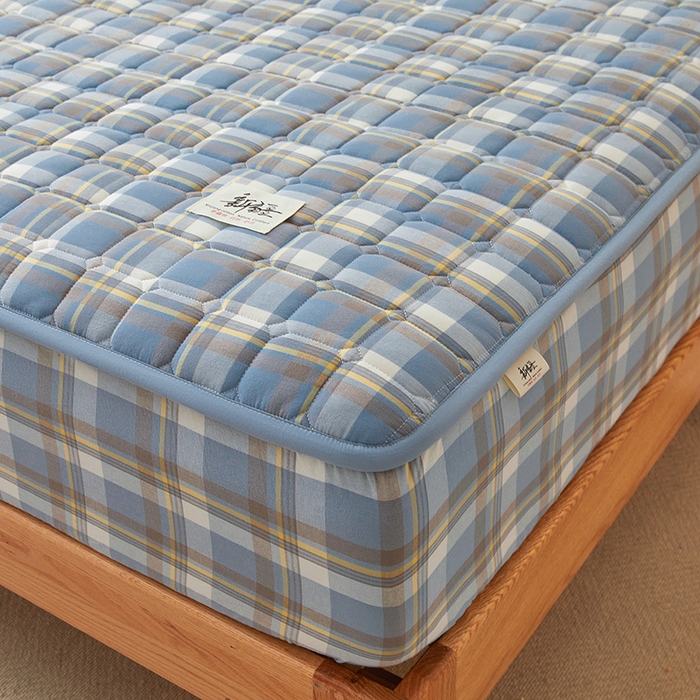 91家纺网 家纺一手货源 找家纺 喜居家纺2025新款A类水洗棉夹棉棉花床笠垫 棉-云舒蓝