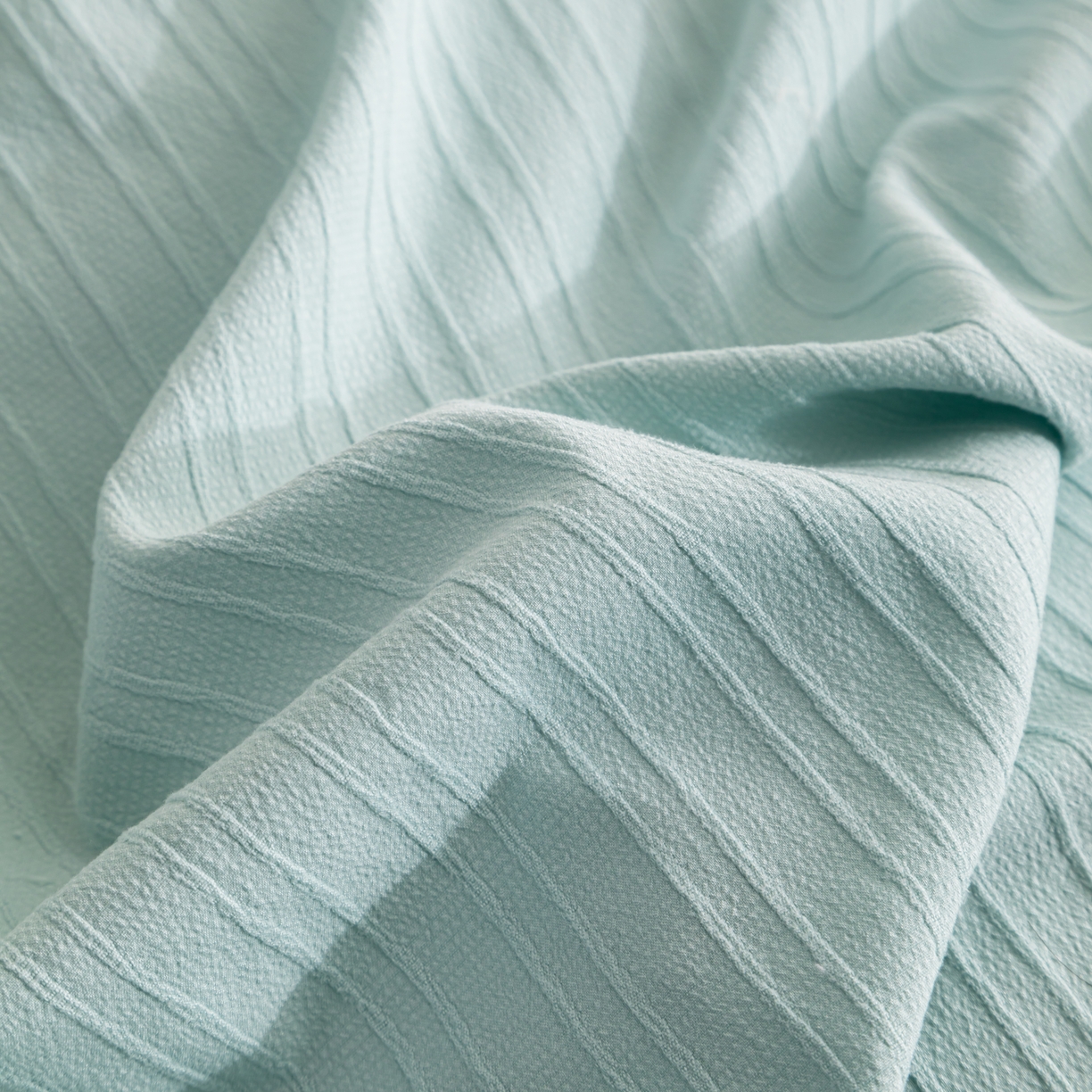 91家纺网 家纺一手货源 找家纺 恋之语 2025新款亲肤舒适提花纽扣款四件套 赛琳娜-天蓝