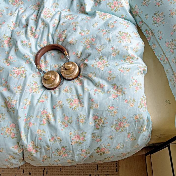 91家纺网 家纺一手货源 找家纺 暖芯优选 2025新款全棉纯棉一字绣四件套系列 素雅花香