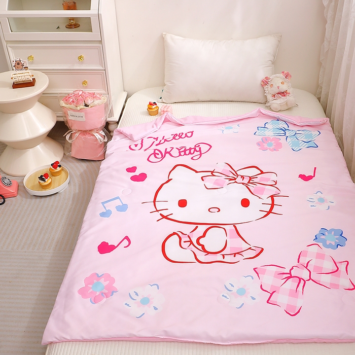 91家纺网 家纺一手货源 找家纺 2025新款三丽鸥正版授权库洛米儿童大版夏被夏凉被凉感天丝空调被夏凉被幼儿园午睡凉席夏被三件套 KT-甜心宝贝