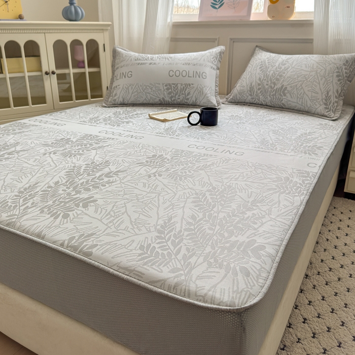 91家纺网 家纺一手货源 找家纺 花漾家居 2025新款A类色织提花PE凉感丝凉席三件套床单床笠款 床笠款-含羞灰