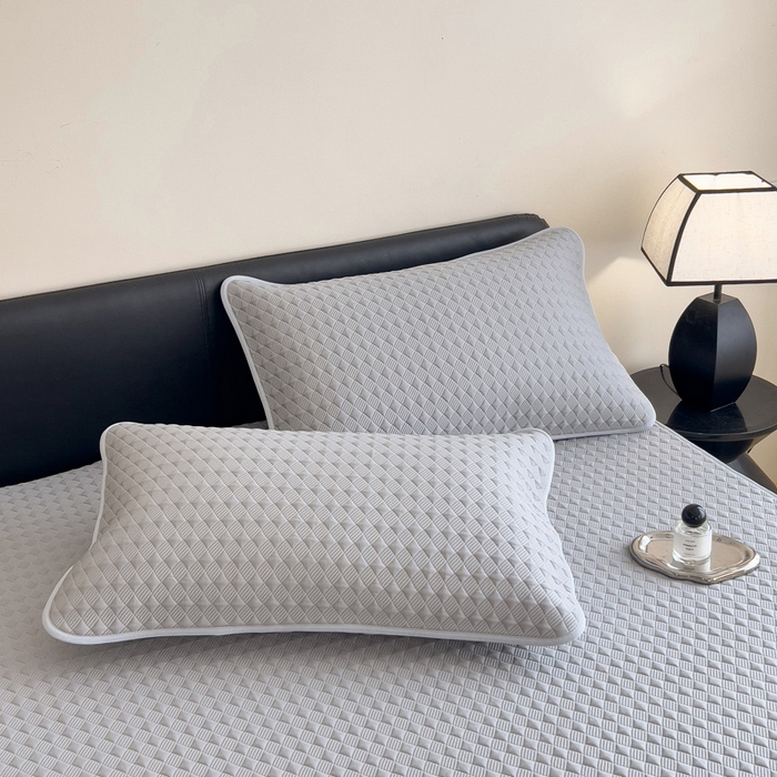 91家纺网 家纺一手货源 找家纺 席世家 2025新款凉感席冰豆豆席子三套件凉席床笠 小方格珍珠灰-床笠款