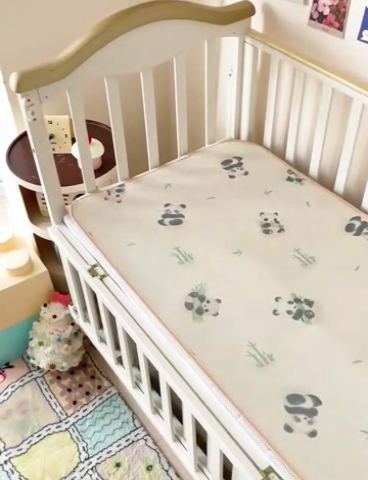 91家纺网 家纺一手货源 找家纺 富馨莱 2025新款幼儿园古藤席冰丝席双面可用儿童凉席双面凉感 竹子熊猫