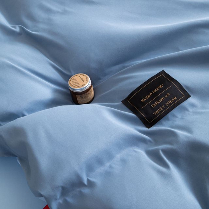 91家纺网 家纺一手货源 找家纺 恋之语 2025新款90克纯色双拼单被套 星耀蓝+浅兰