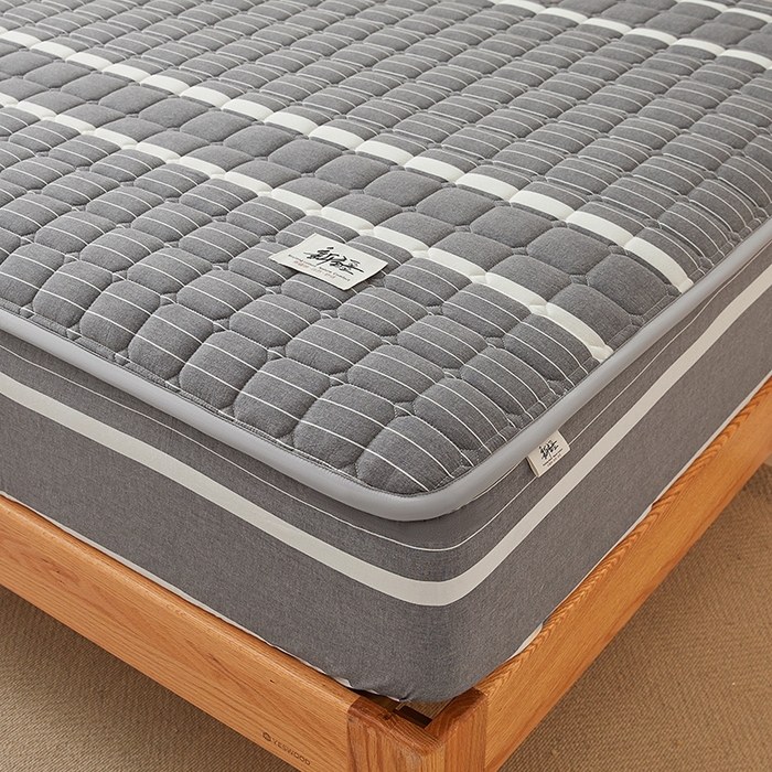 91家纺网 家纺一手货源 找家纺 喜居家纺2025新款A类水洗棉夹棉棉花床笠垫 棉-星河灰